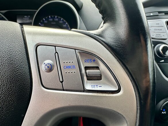 2013 Hyundai ix35 I, серый - вид 15