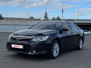 2015 Toyota Camry VII (XV50) Рестайлинг, чёрный, 1825000 рублей, вид 2