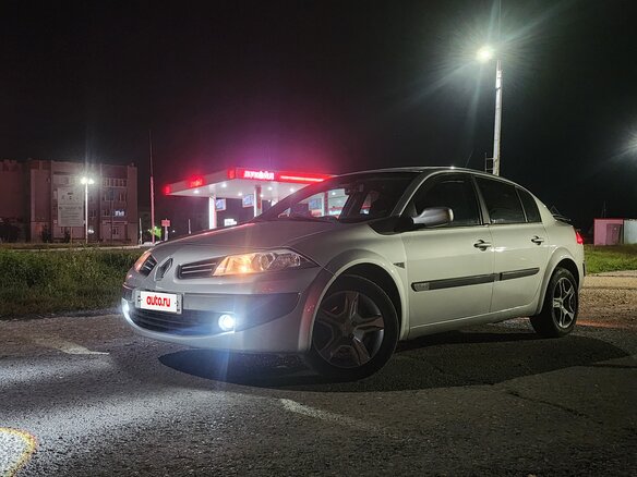 2006 Renault Megane II Рестайлинг, серый, 380000 рублей - вид 10