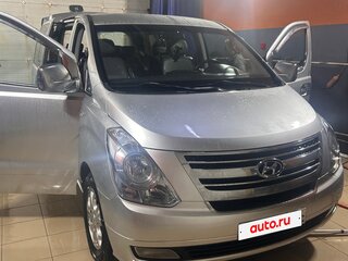 2010 Hyundai Grand Starex I, серый, 1500000 рублей, вид 2