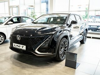 2025 Changan UNI-T I, чёрный, 3459900 рублей, вид 2
