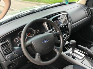 2008 Ford Escape I Рестайлинг 2, бежевый, 650000 рублей, вид 4