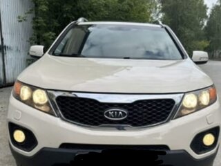 2009 Kia Sorento II, белый, 1300000 рублей, вид 3