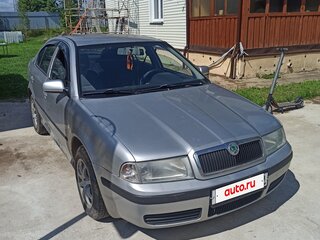 2005 Skoda Octavia I (A4) Рестайлинг, серебристый, 450000 рублей, вид 3