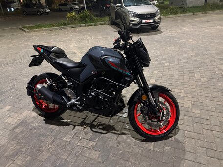 2021 Yamaha MT-03, серый, 600000 рублей, вид 1