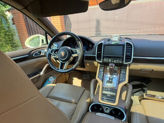 2015 Porsche Cayenne Diesel II Рестайлинг (958), бежевый, 3700000 рублей, вид 4