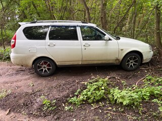 2010 Lada (ВАЗ) Priora I, белый, 230000 рублей, вид 3