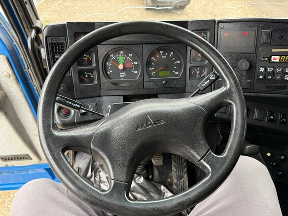2011 МАЗ 6430, синий, 1200000 рублей - вид 8