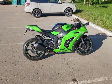 2011 Kawasaki ZX-10R Ninja, зелёный, 850000 рублей, вид 3