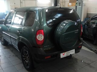2013 Chevrolet Niva I Рестайлинг, серый, 299000 рублей, вид 4