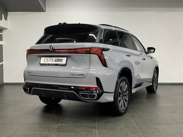 2024 Changan CS75 Plus III, серый, 4029900 рублей - вид 4