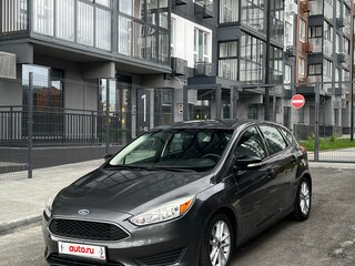 2016 Ford Focus III Рестайлинг, серый, 970000 рублей, вид 1