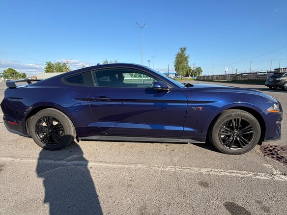 2020 Ford Mustang VI Рестайлинг, синий, 2200000 рублей - вид 7