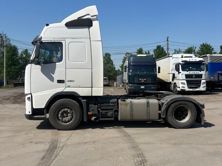 2013 Volvo FH, белый, 3099000 рублей, вид 2