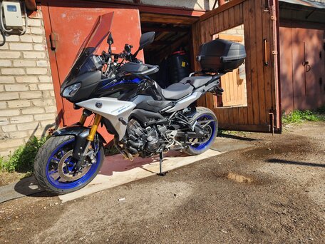 2019 Yamaha MT-09 Tracer (FJ-09), синий, 1000000 рублей, вид 1