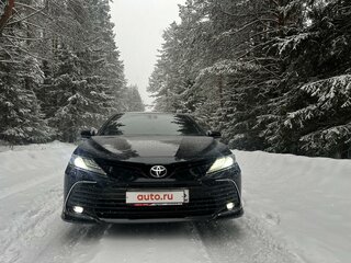 2021 Toyota Camry VIII (XV70) Рестайлинг, чёрный, 3450000 рублей, вид 1