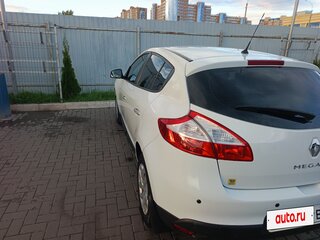 2013 Renault Megane III Рестайлинг, белый, 665000 рублей, вид 2