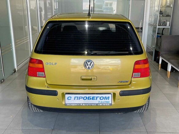 1999 Volkswagen Golf IV, жёлтый - вид 2
