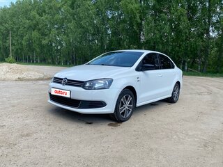 2013 Volkswagen Polo V, белый, 850000 рублей, вид 1