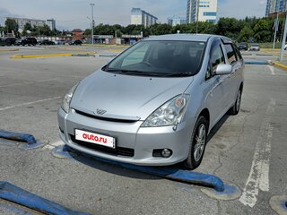 2005 Toyota Wish I, серебристый, 990000 рублей, вид 3