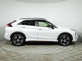 2021 Mitsubishi Eclipse Cross I Рестайлинг, белый, 2599700 рублей, вид 4