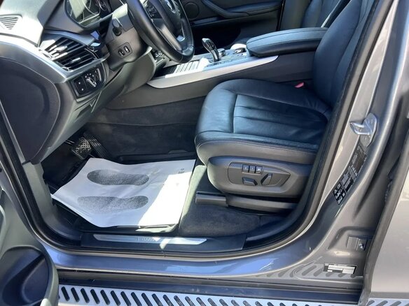 2017 BMW X5 25d III (F15), серый, 5300000 рублей - вид 22