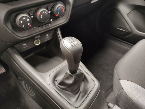 2026 Lada (ВАЗ) Iskra, чёрный - вид 15