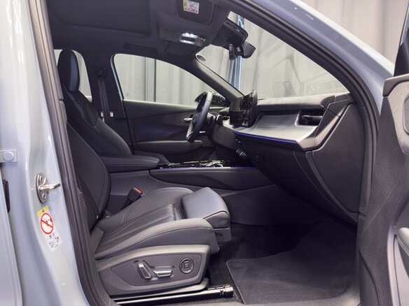 2026 Audi Q3 Sportback TFSI III (FJ), голубой - вид 21