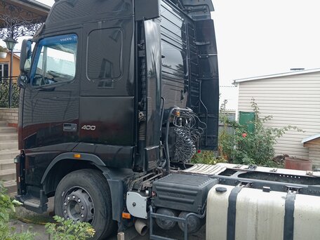 2011 Volvo FH, чёрный, 3500000 рублей, вид 5