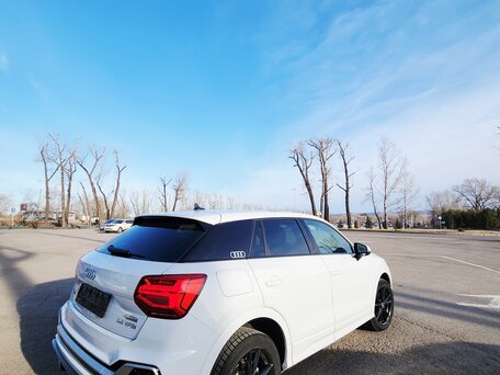 2023 Audi Q2 L 35 TFSI I Рестайлинг, белый, 1800000 рублей, вид 4