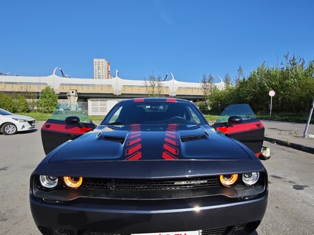 2018 Dodge Challenger III Рестайлинг 2, синий, 3250000 рублей, вид 5