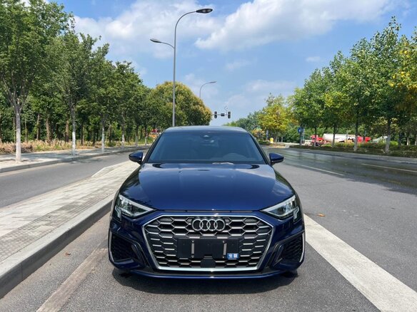 2023 Audi A3 35 TFSI IV (8Y), синий - вид 1