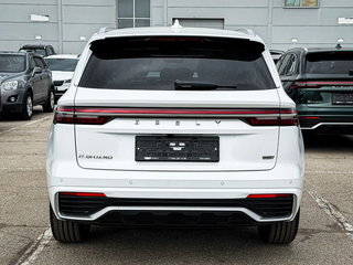 2026 Geely Monjaro I Рестайлинг, белый, 4954990 рублей, вид 4