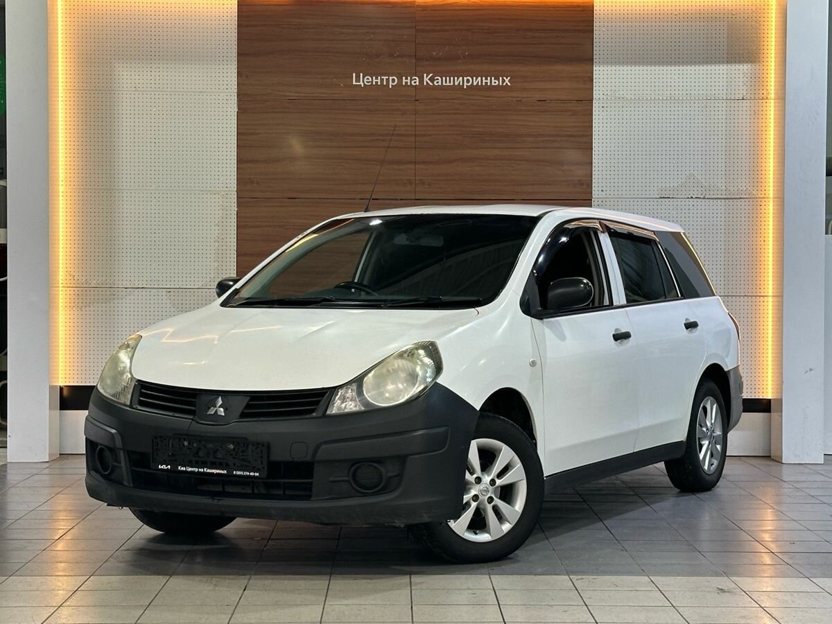 Открыть фотографии: Mitsubishi Lancer Cargo Y12