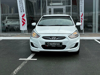 2014 Hyundai Solaris I, белый, 810000 рублей, вид 2