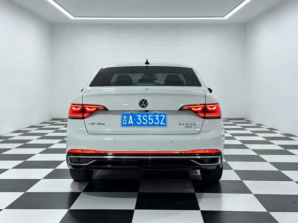 2023 Volkswagen Sagitar III Рестайлинг, белый - вид 5