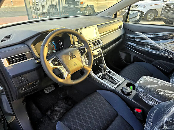 2026 Mitsubishi Xpander I Рестайлинг, чёрный - вид 17