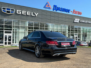 2015 Mercedes-Benz E-Класс 200 IV (W212, S212, C207) Рестайлинг, чёрный, 1660000 рублей, вид 3