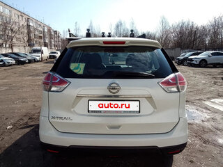 2017 Nissan X-Trail III Рестайлинг, белый, 1500000 рублей, вид 3