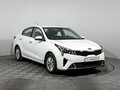 2020 Kia Rio IV Рестайлинг, белый, 1480000 рублей - вид 2