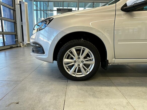 2026 Lada (ВАЗ) Granta I Рестайлинг, серебристый, 1114000 рублей - вид 10