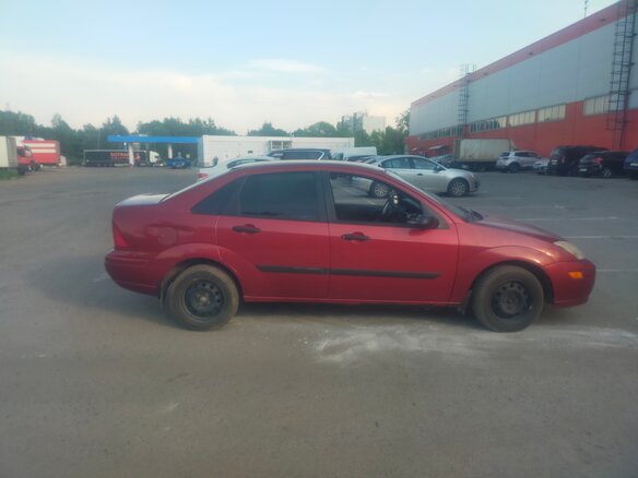2000 Ford Focus I (North America), пурпурный, 230000 рублей - вид 2