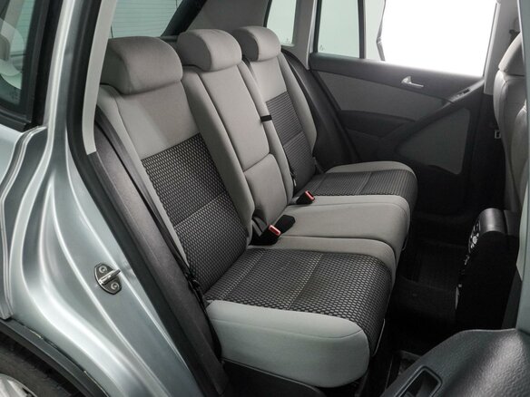 2011 Volkswagen Tiguan I, серебристый - вид 6