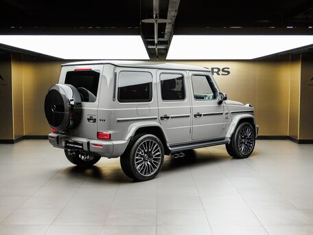 2026 Mercedes-Benz G-Класс AMG 63 AMG II (W465) Рестайлинг, серый, 32620000 рублей, вид 3