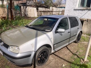 2001 Volkswagen Golf IV, белый, 250000 рублей, вид 2