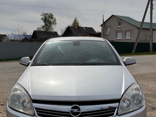 2011 Opel Astra H Рестайлинг, серебристый, 510000 рублей, вид 2