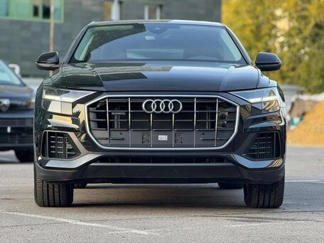 2023 Audi Q8 55 TFSI I (4M), чёрный, 8890000 рублей, вид 1
