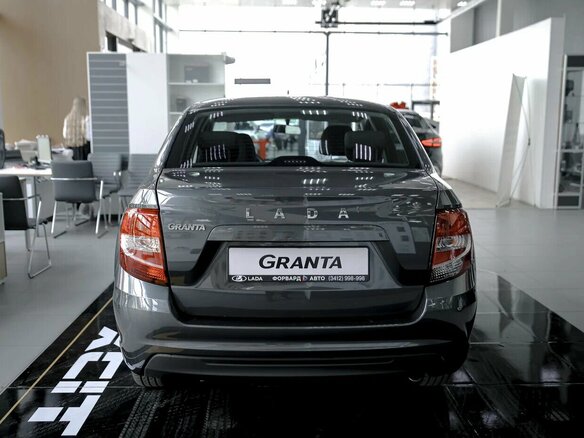2026 Lada (ВАЗ) Granta I Рестайлинг, серый, 982000 рублей - вид 11