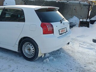 2002 Toyota Corolla Runx IX (E120, E130), белый, 550000 рублей, вид 2