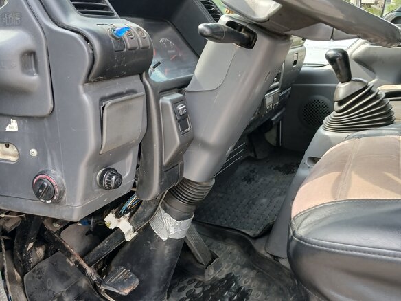 2011 Isuzu Elf (N-series), белый, 1000000 рублей - вид 19